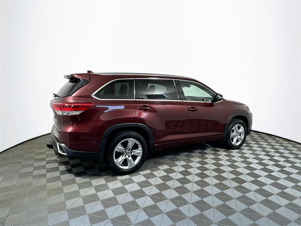 used 2018 Toyota Highlander car, priced at $18,772