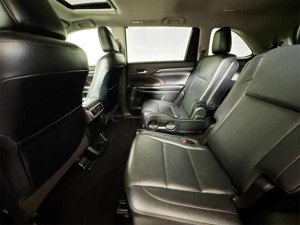 used 2018 Toyota Highlander car, priced at $18,772