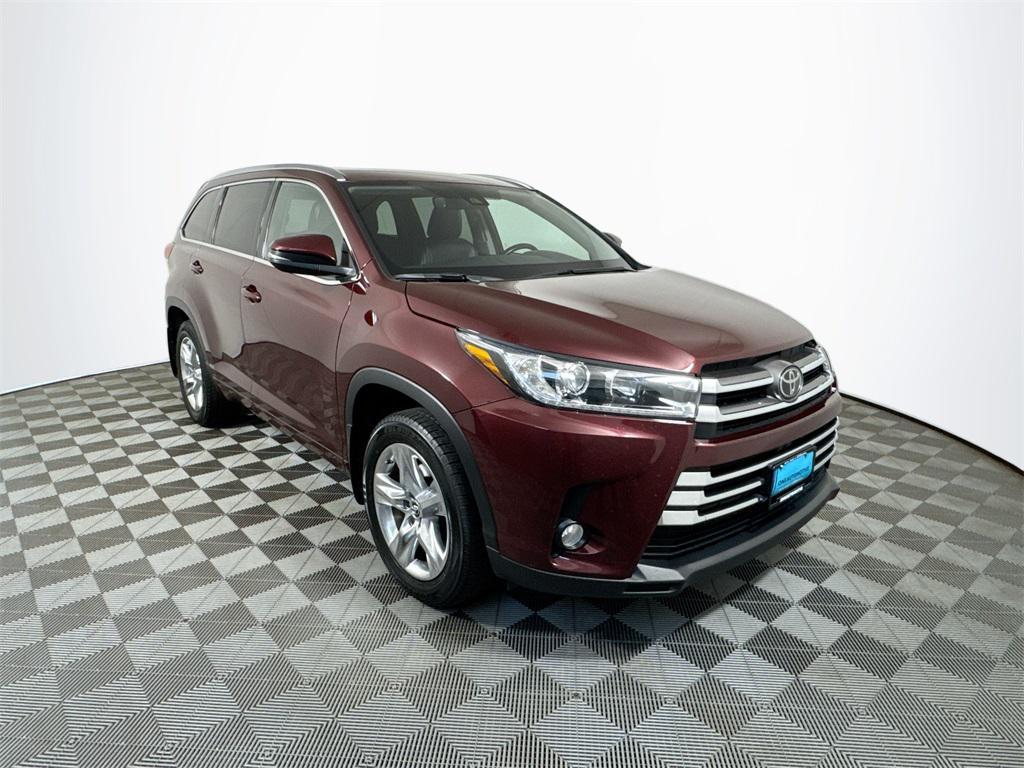 used 2018 Toyota Highlander car, priced at $18,772