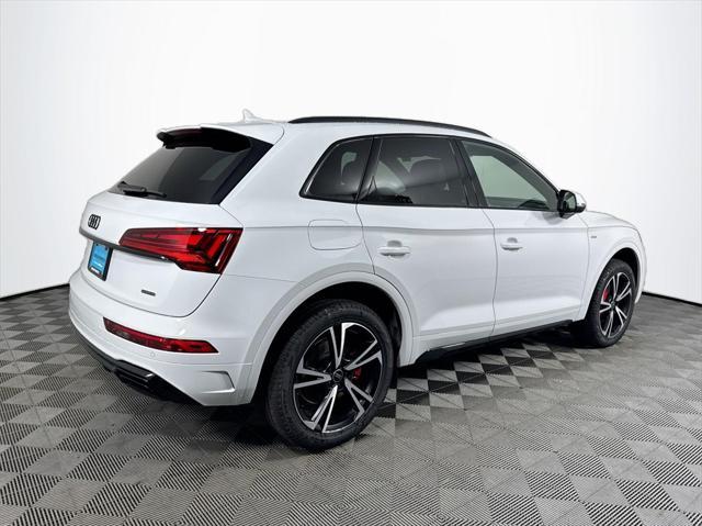 new 2025 Audi Q5 car, priced at $57,107