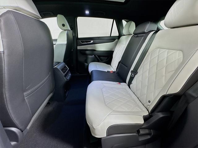 new 2025 Volkswagen Atlas Cross Sport car, priced at $53,199