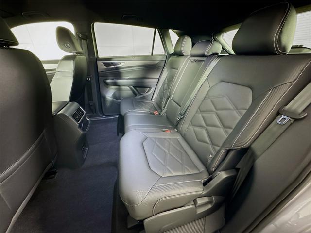 new 2025 Volkswagen Atlas Cross Sport car, priced at $44,059