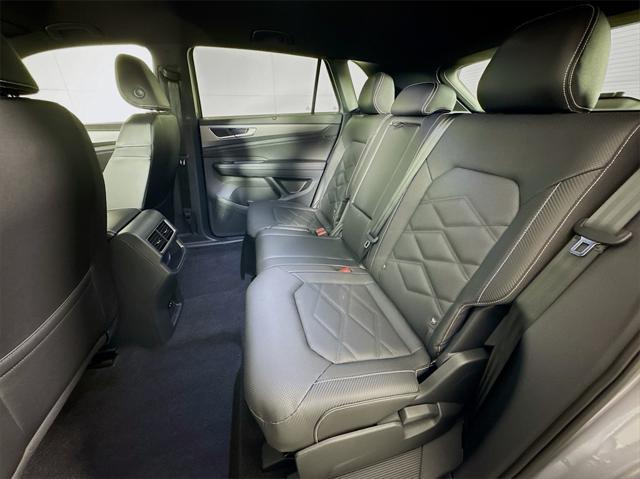 new 2025 Volkswagen Atlas Cross Sport car, priced at $44,059