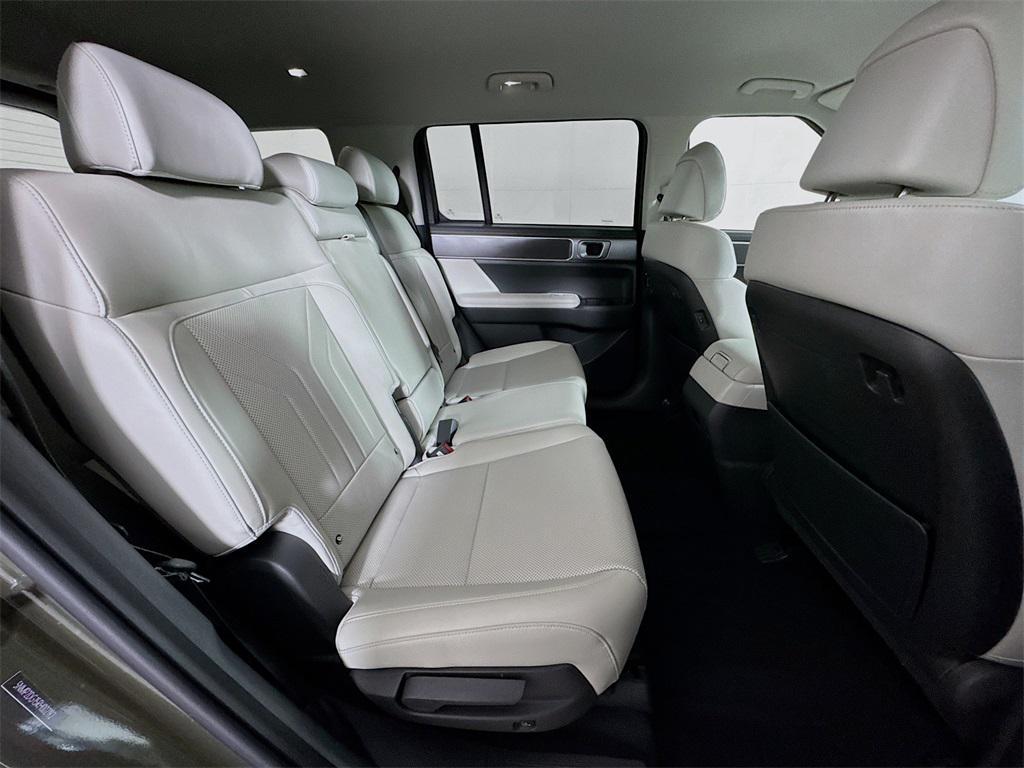 used 2024 Hyundai Santa Fe car, priced at $32,422