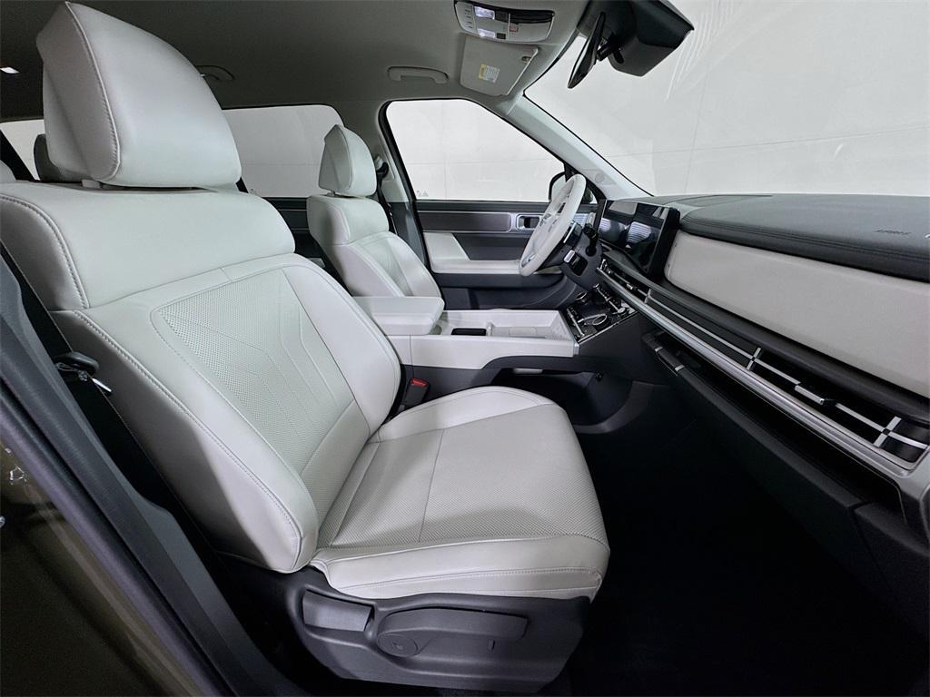 used 2024 Hyundai Santa Fe car, priced at $32,422