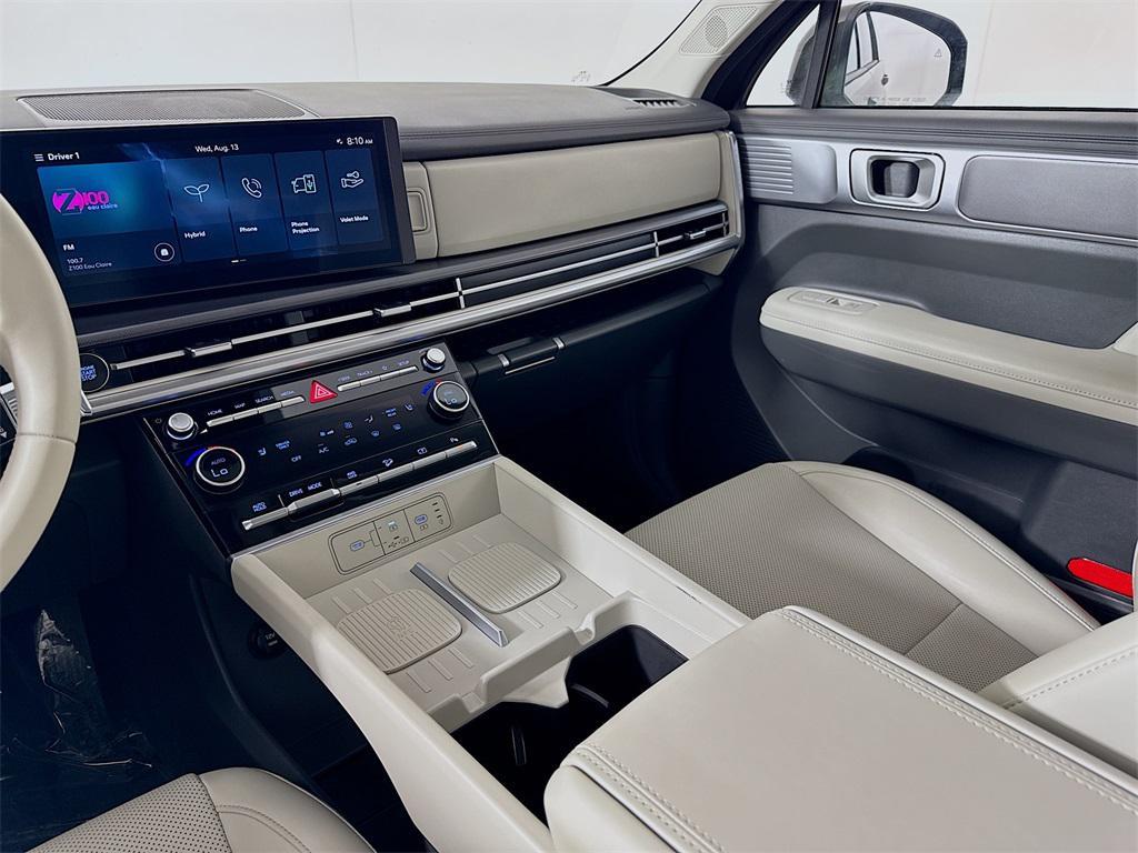 used 2024 Hyundai Santa Fe car, priced at $32,422