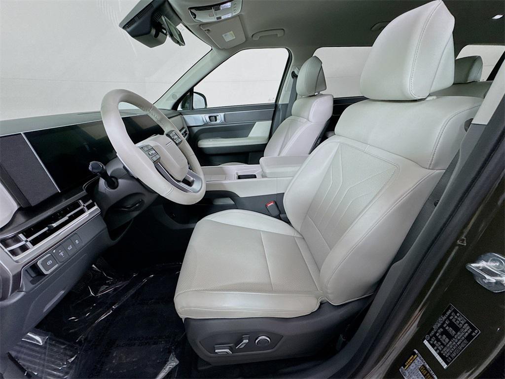 used 2024 Hyundai Santa Fe car, priced at $32,422
