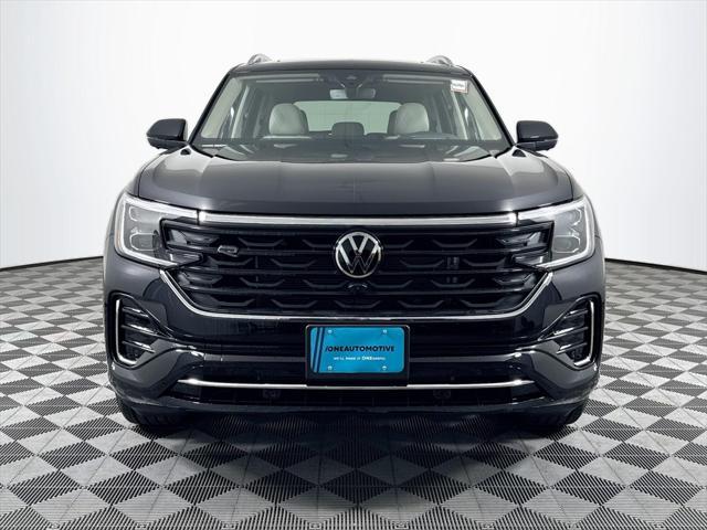 new 2025 Volkswagen Atlas car, priced at $53,911