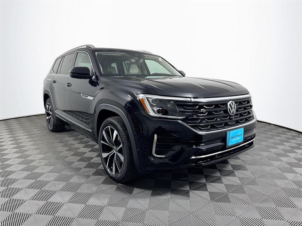 new 2025 Volkswagen Atlas car, priced at $53,411
