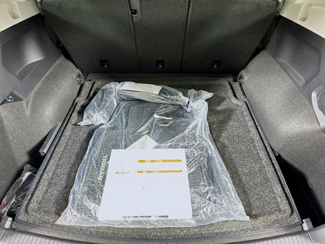 new 2024 Volkswagen Tiguan car, priced at $34,275