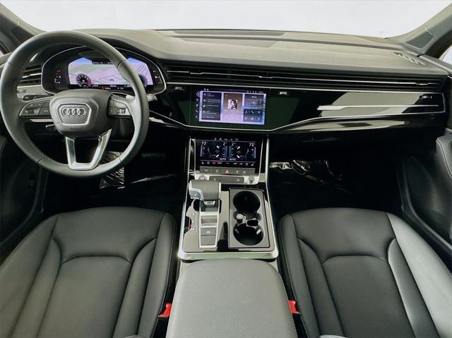 new 2025 Audi Q7 car, priced at $75,890