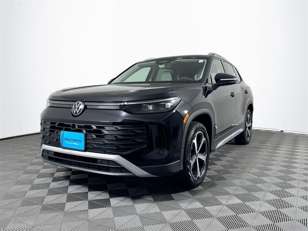 new 2025 Volkswagen Tiguan car, priced at $35,002