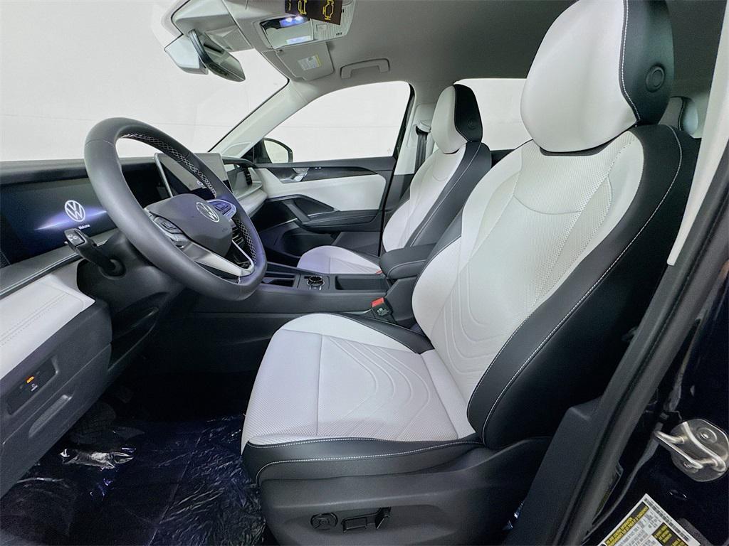 new 2025 Volkswagen Tiguan car, priced at $35,002