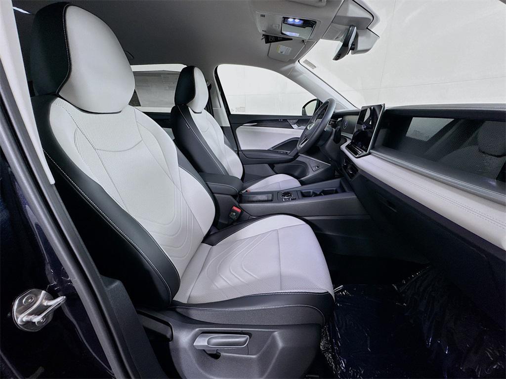 new 2025 Volkswagen Tiguan car, priced at $35,002