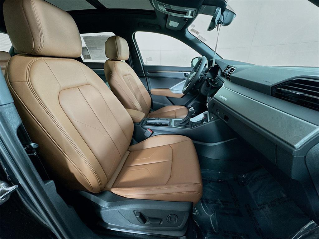 new 2025 Audi Q3 car, priced at $41,525