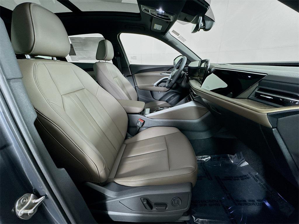 new 2025 Audi Q5 car, priced at $56,275