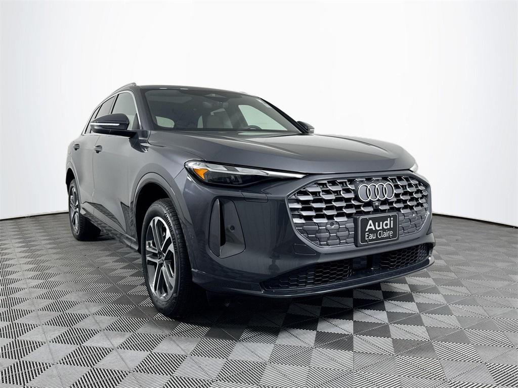 new 2025 Audi Q5 car, priced at $56,275