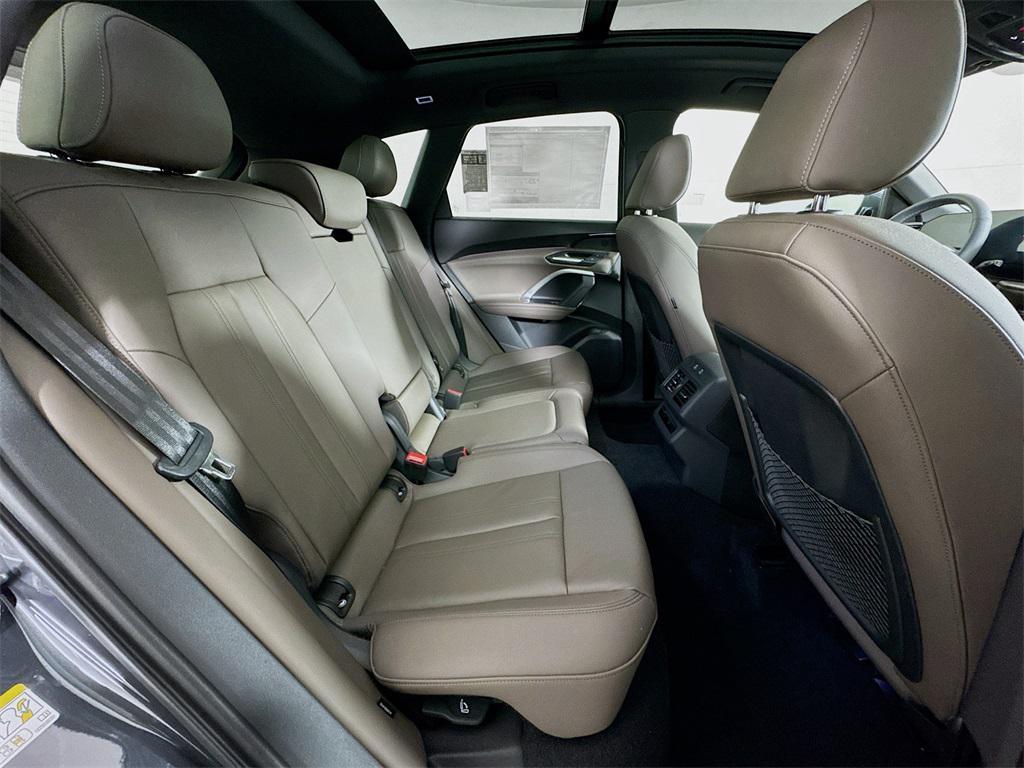 new 2025 Audi Q5 car, priced at $56,275
