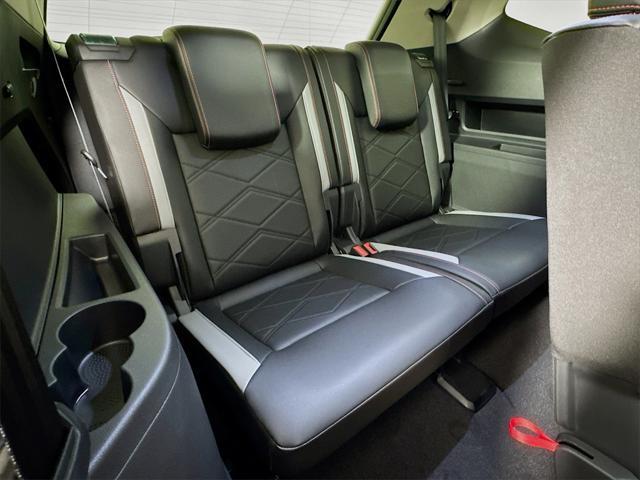 new 2025 Volkswagen Atlas car, priced at $47,577