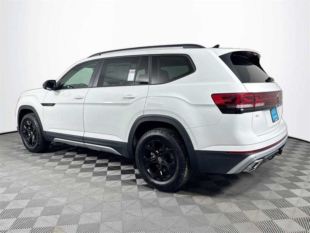new 2025 Volkswagen Atlas car, priced at $47,177