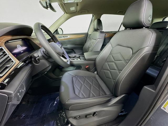 new 2025 Volkswagen Atlas car, priced at $45,616