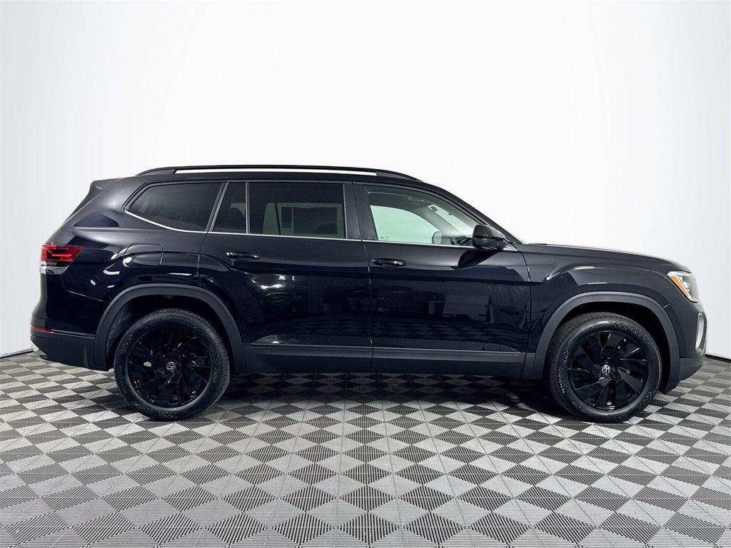 new 2025 Volkswagen Atlas car, priced at $45,616