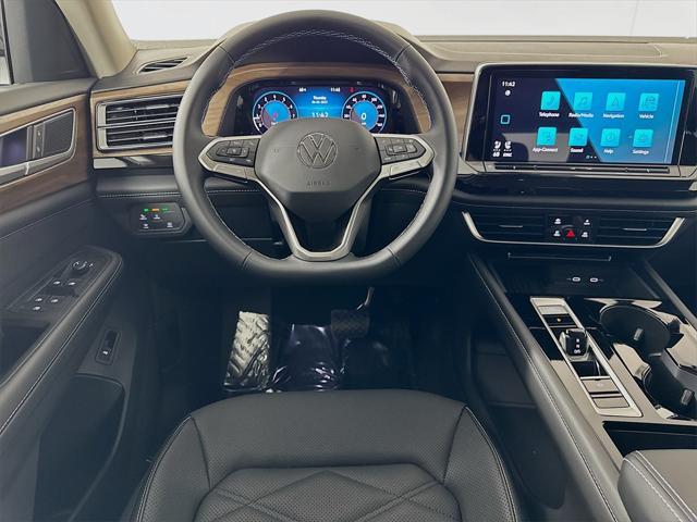 new 2025 Volkswagen Atlas car, priced at $45,616
