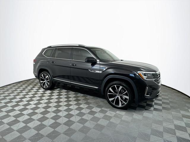 used 2024 Volkswagen Atlas car, priced at $43,992