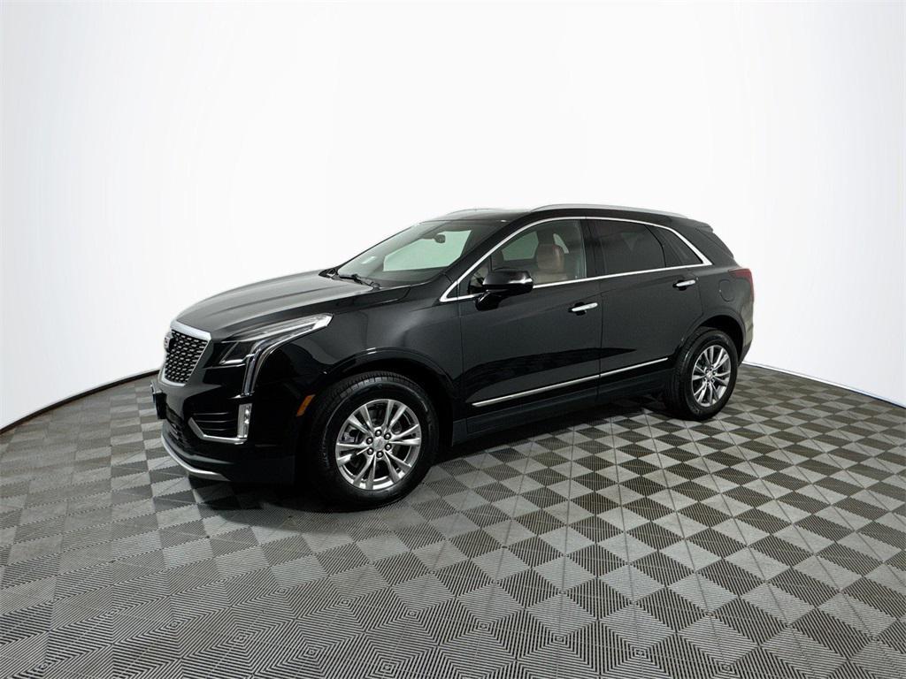 used 2022 Cadillac XT5 car, priced at $30,992