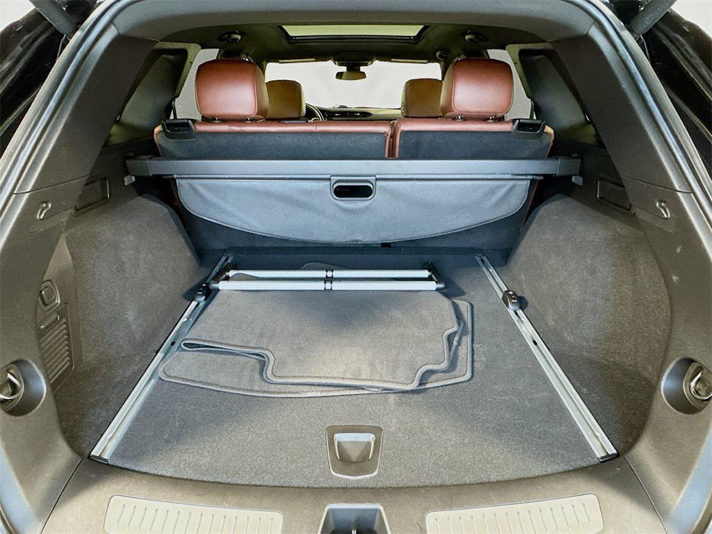 used 2022 Cadillac XT5 car, priced at $30,992