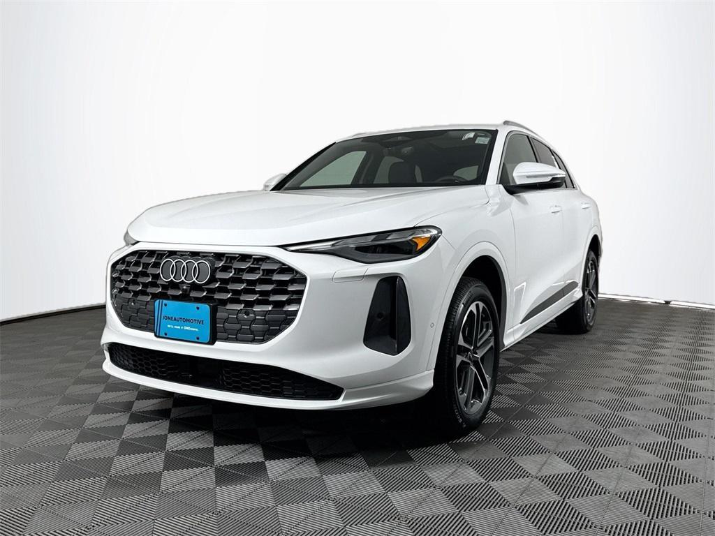 new 2025 Audi Q5 car, priced at $56,095