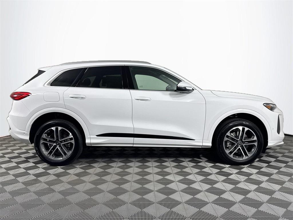 new 2025 Audi Q5 car, priced at $56,095