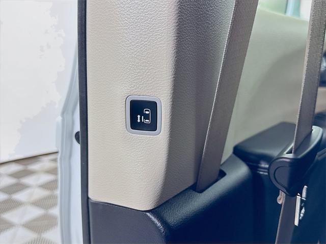 used 2022 Chrysler Pacifica car, priced at $20,997