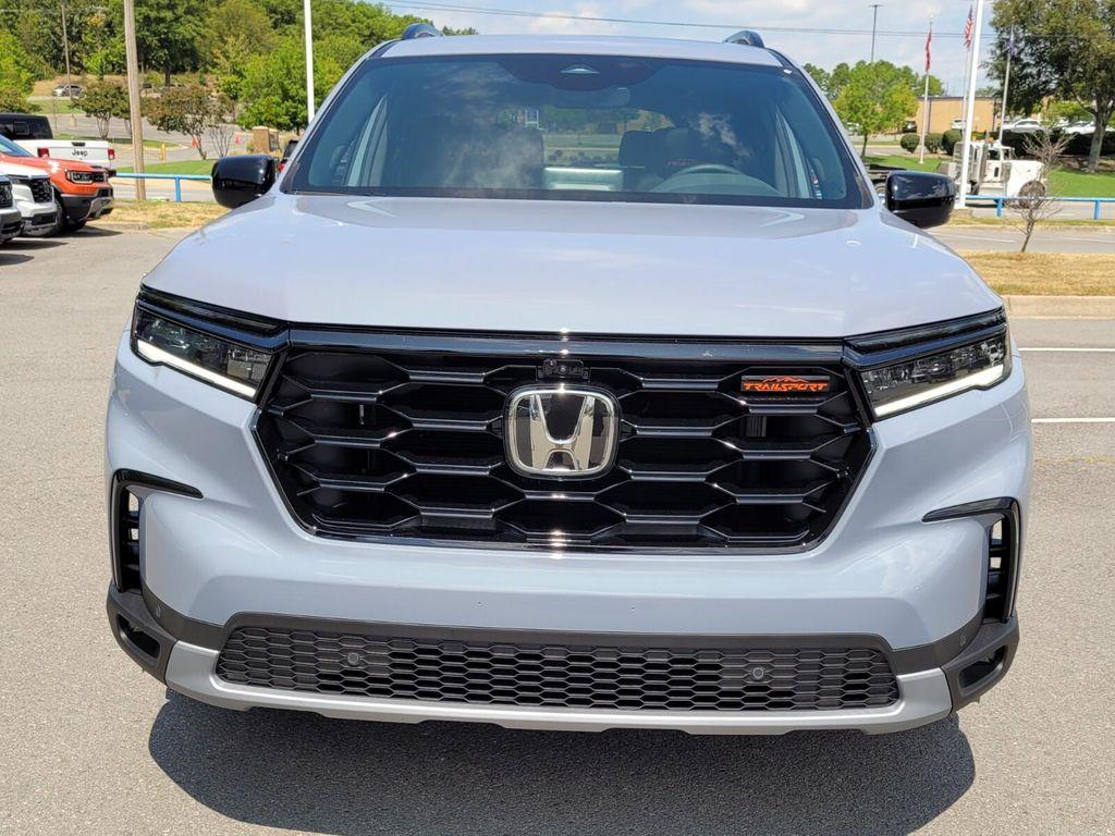 new 2025 Honda Pilot car, priced at $48,859