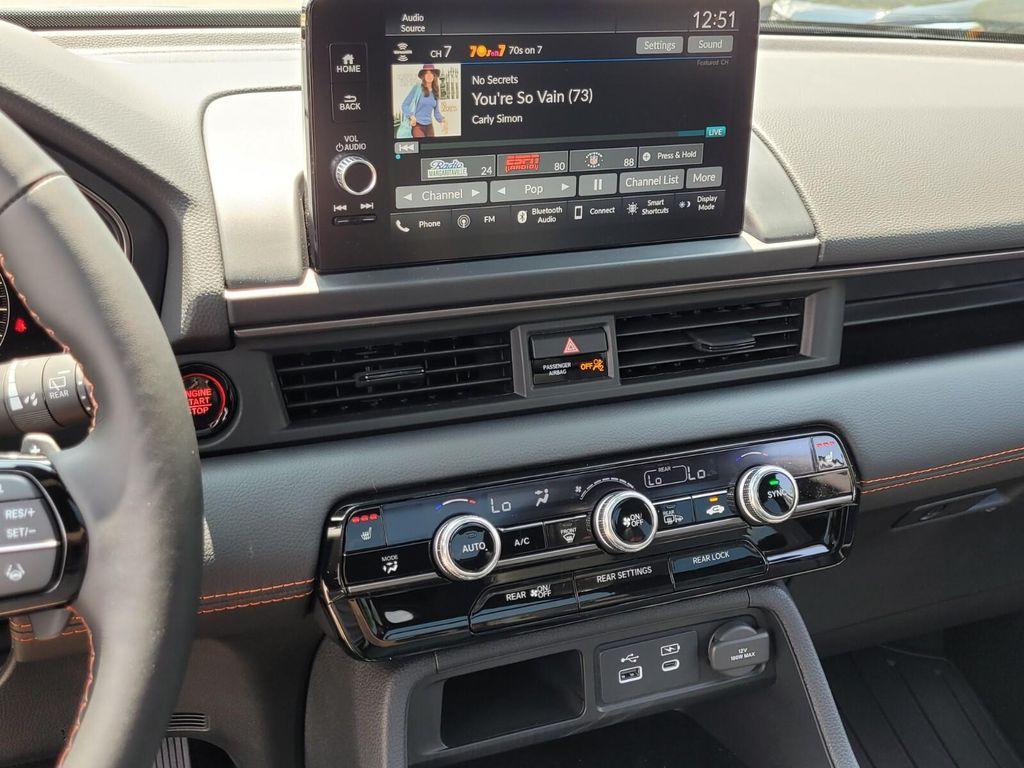 new 2025 Honda Pilot car, priced at $48,859