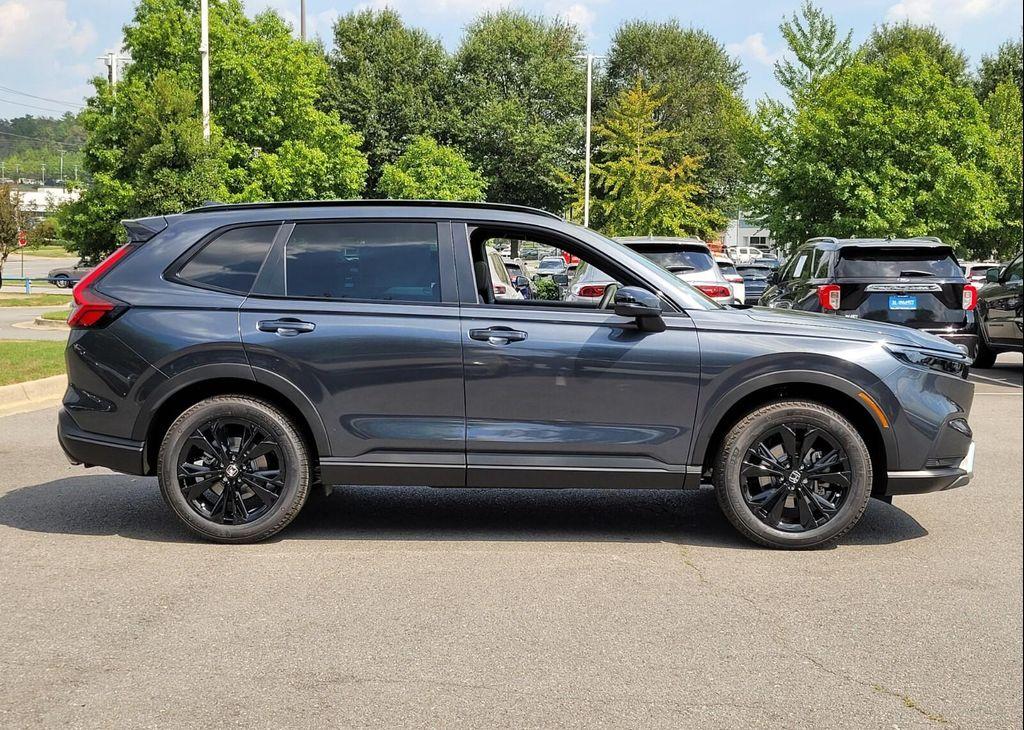 new 2026 Honda CR-V Hybrid car, priced at $43,700