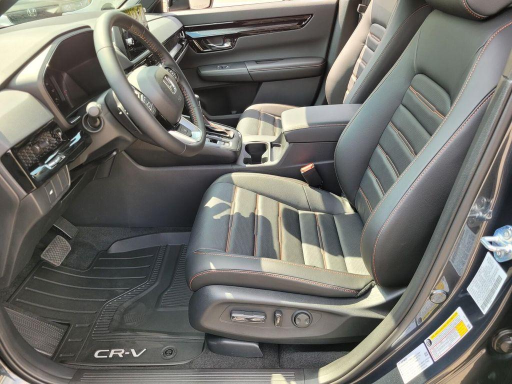 new 2026 Honda CR-V Hybrid car, priced at $43,700
