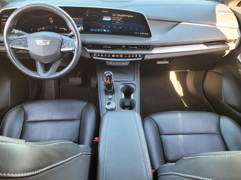 used 2024 Cadillac XT4 car, priced at $30,453