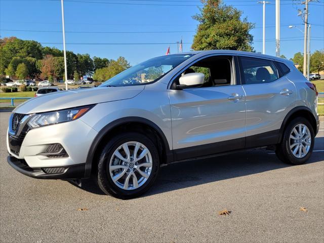 used 2022 Nissan Rogue Sport car, priced at $18,400