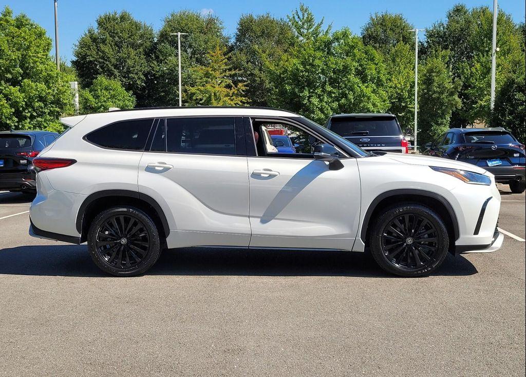 used 2023 Toyota Highlander car, priced at $36,181
