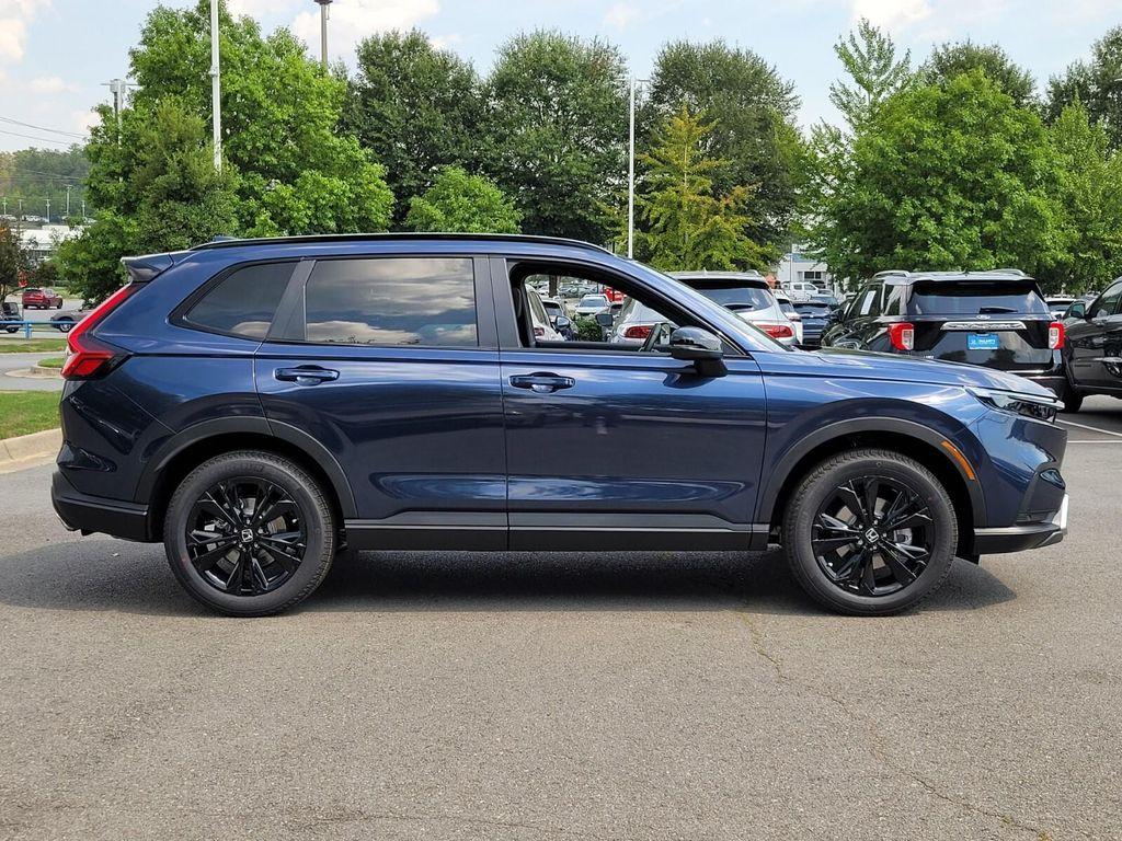 new 2026 Honda CR-V Hybrid car, priced at $43,700
