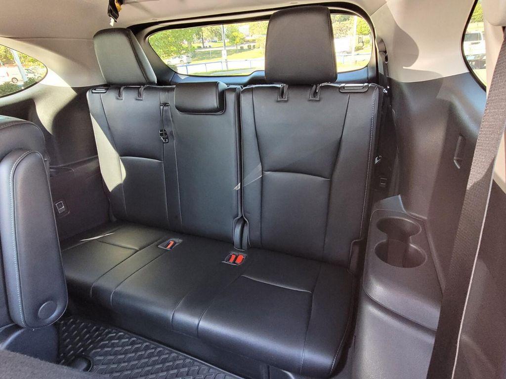 used 2020 Toyota Highlander car, priced at $26,857