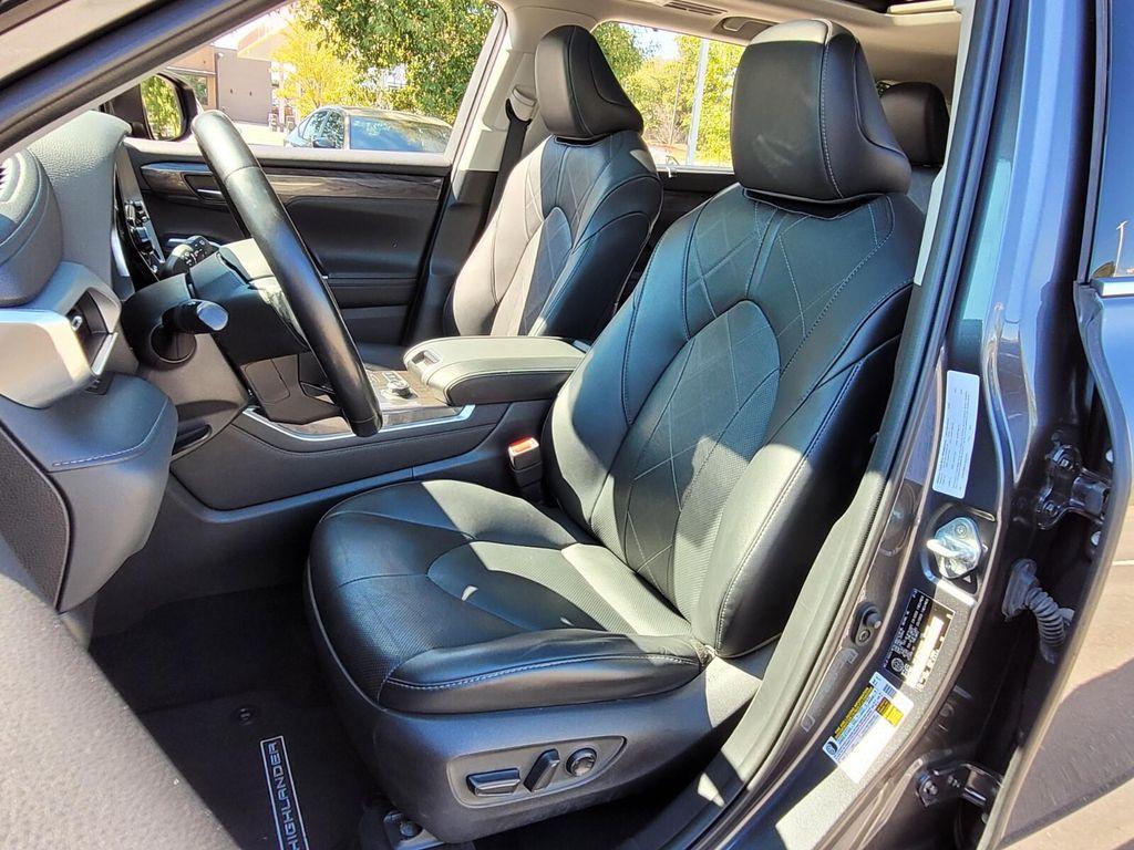 used 2020 Toyota Highlander car, priced at $26,857