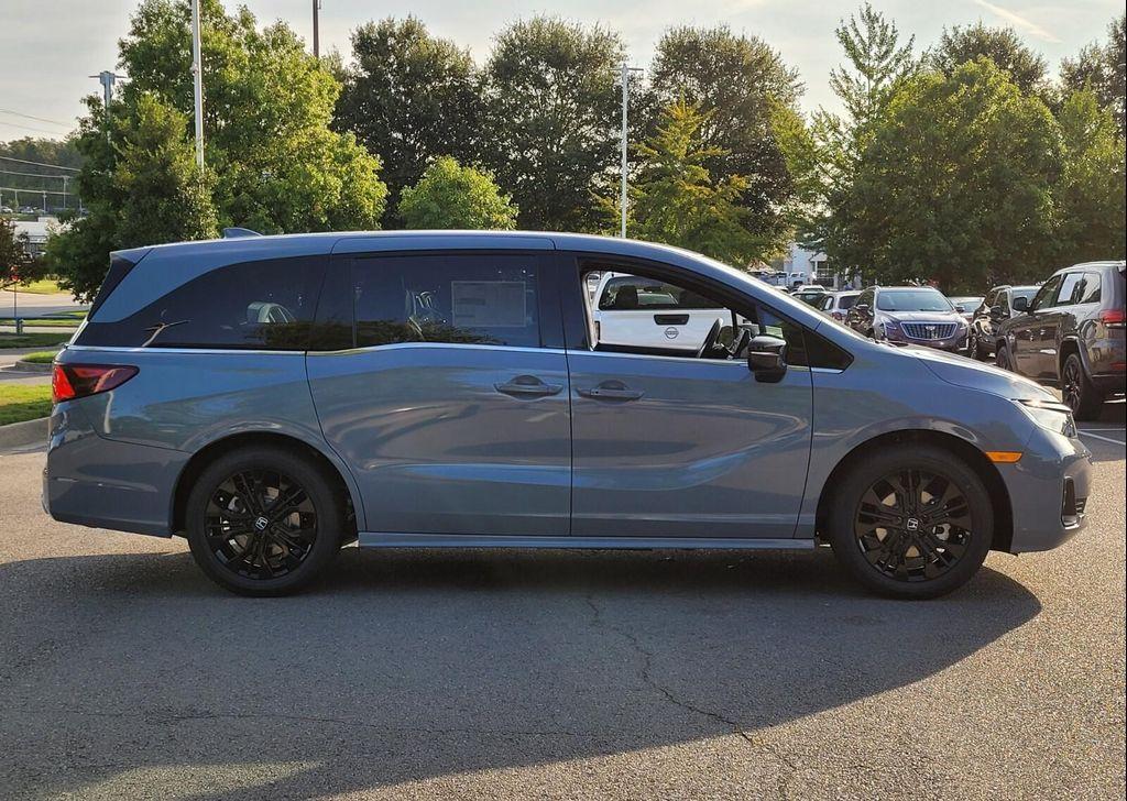 new 2026 Honda Odyssey car, priced at $45,845