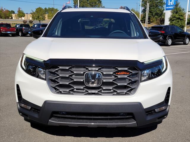 new 2025 Honda Passport car, priced at $44,133