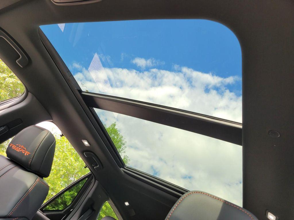 new 2025 Honda Pilot car, priced at $50,895