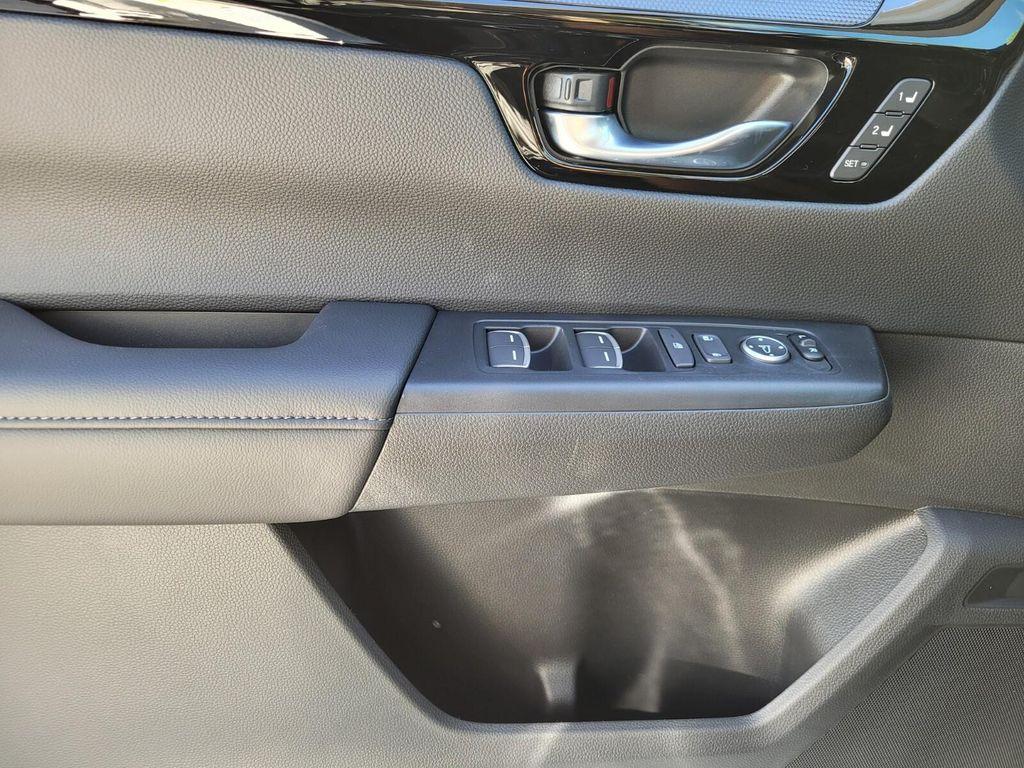 new 2026 Honda CR-V car, priced at $37,305