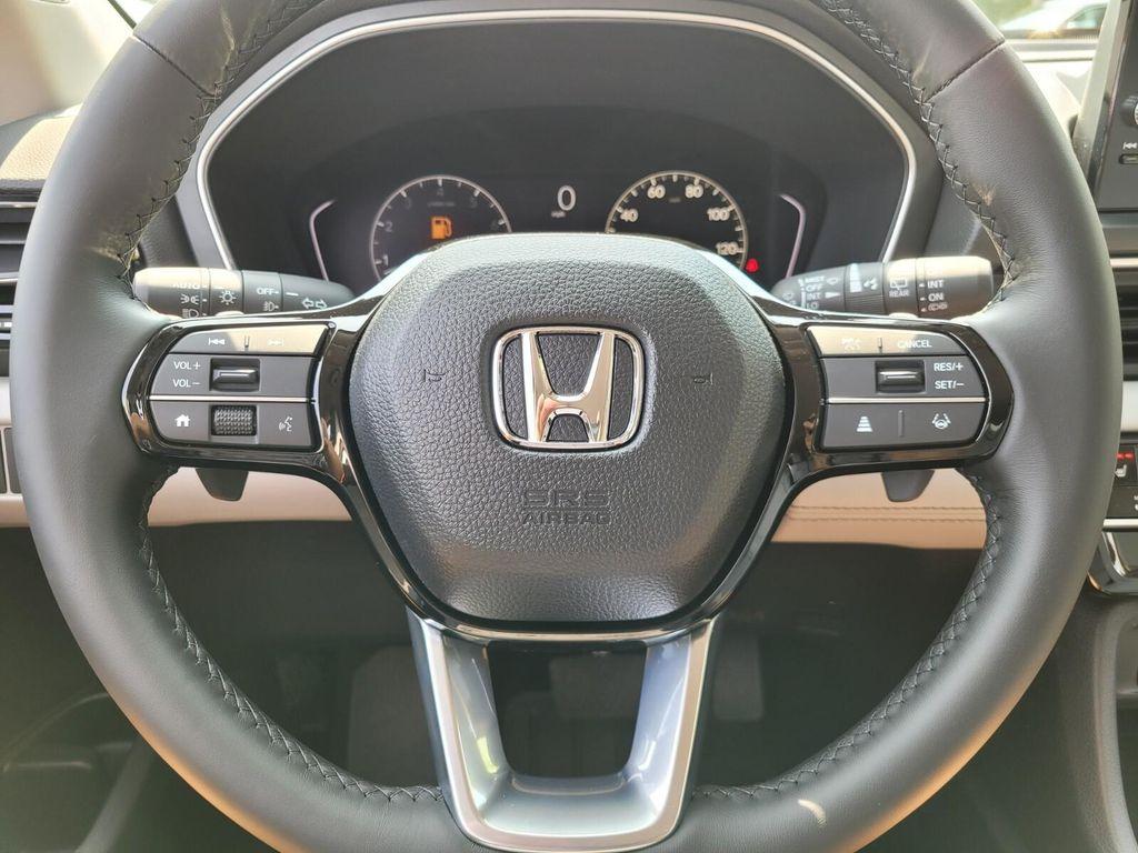 new 2025 Honda Pilot car, priced at $52,995