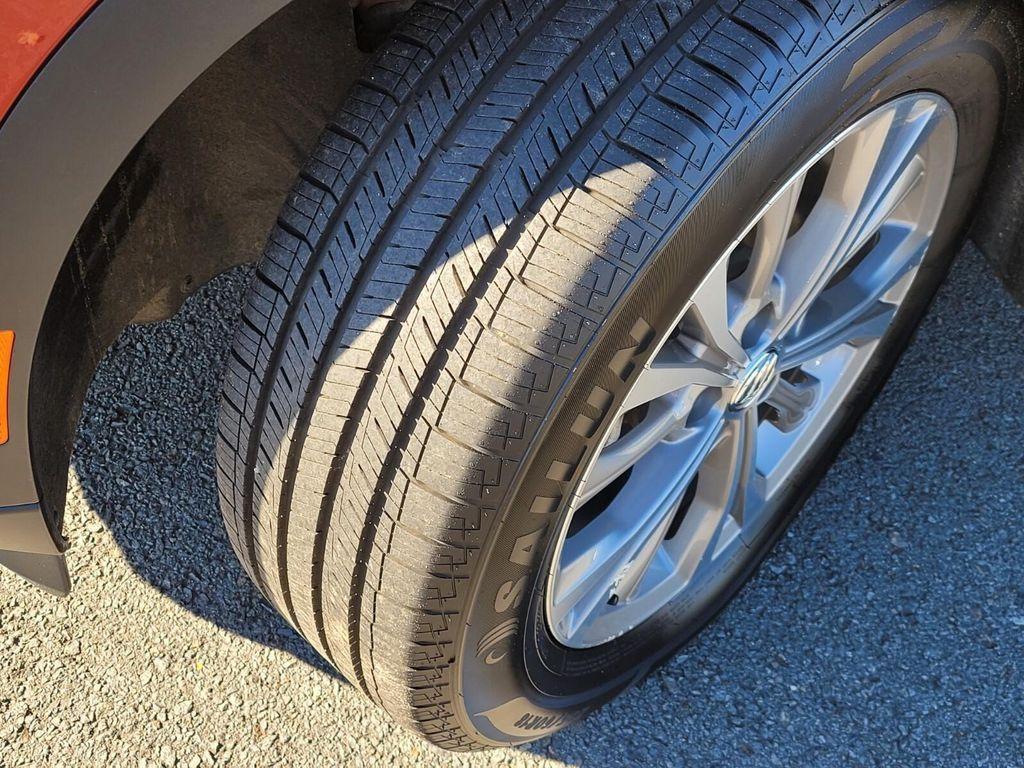 used 2022 Buick Envision car, priced at $20,824