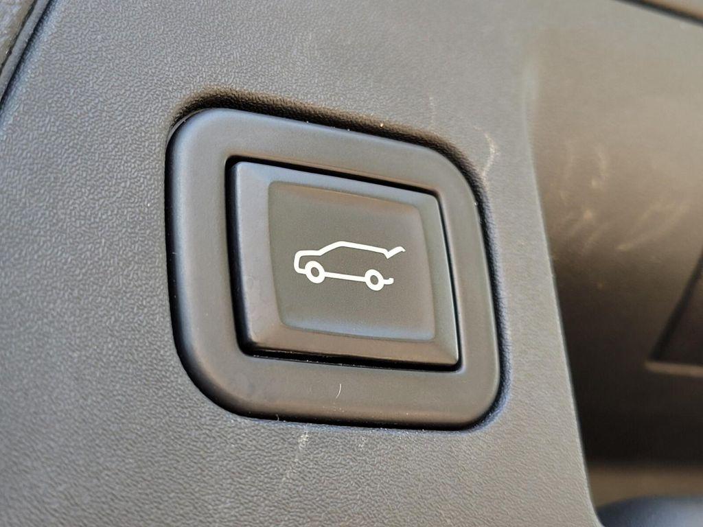 used 2022 Buick Envision car, priced at $20,824